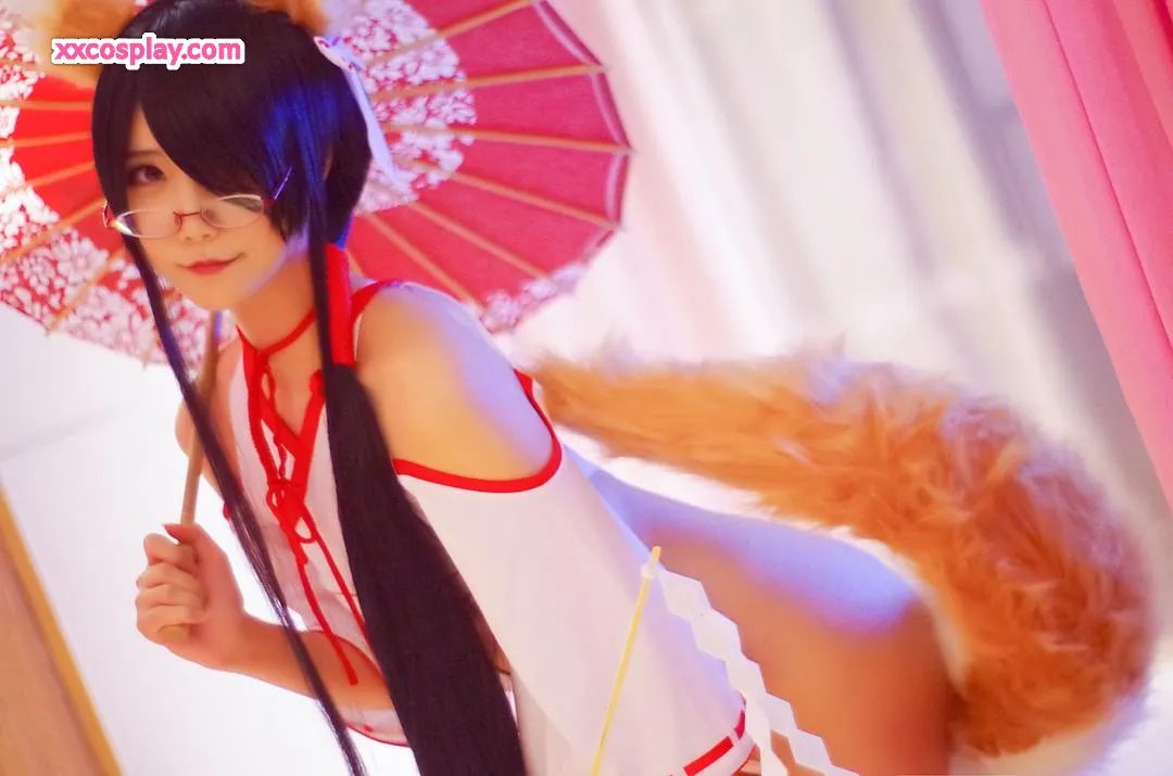 Xiaomei Ma: Fox Shrine Maiden